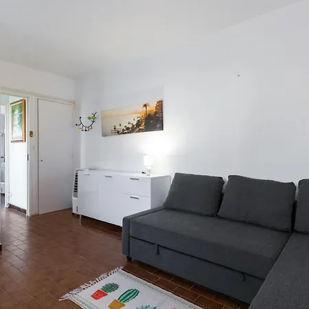 Varelia - Welkeys Apartment *